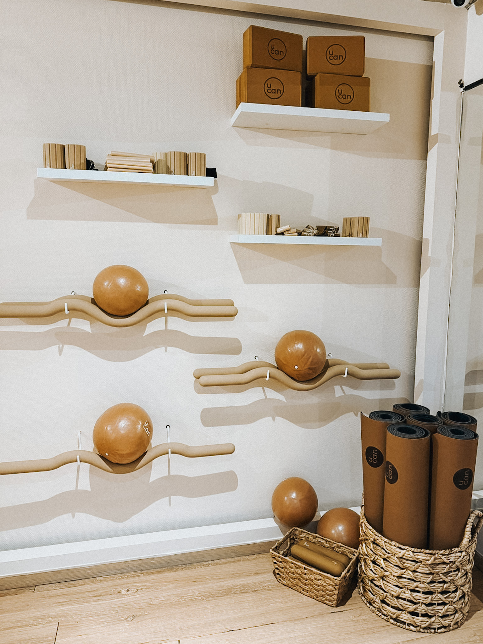 bef6a8e1 fa31 4dd9 afd5 22824bcbd5f0