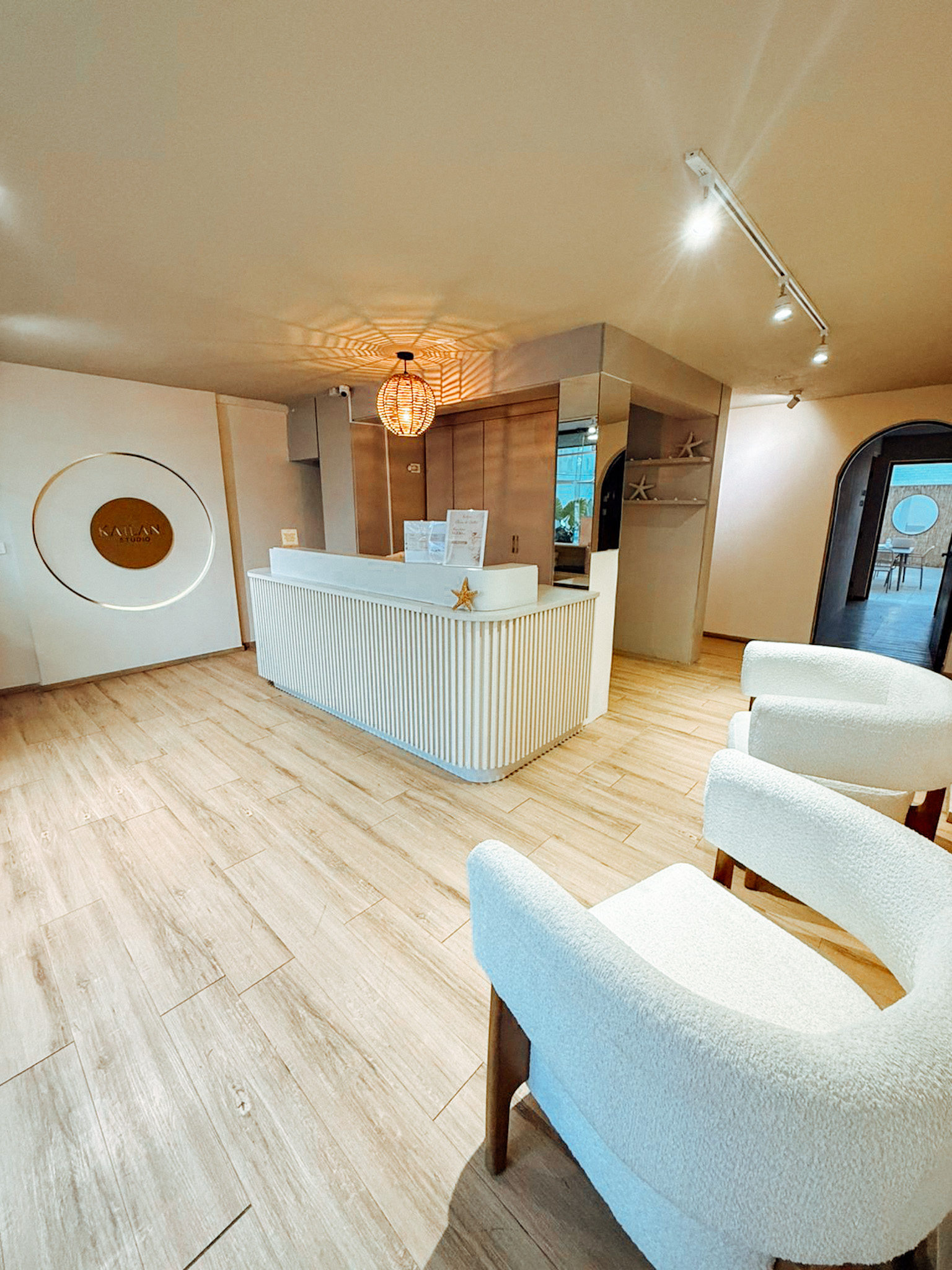 Kailani Studio 614b4246 5e6f 4403 83e4 716817ce2d85